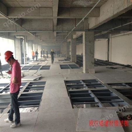 青岛钢结构阁楼板使用3公分的 loft夹层楼板框架间距