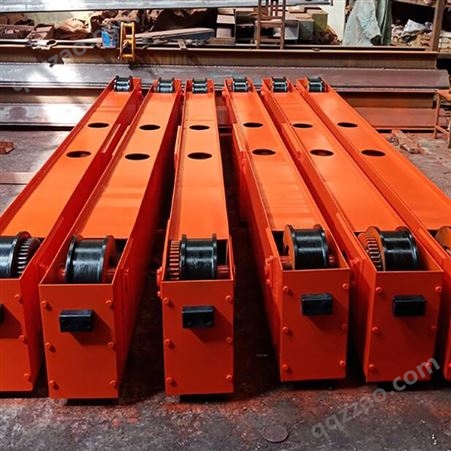 电动天车配件 端梁性能稳定2吨10吨300轮槽地梁