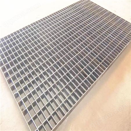 三银镀锌钢格板 热浸锌钢格板厂家 复合钢格板 踏步板