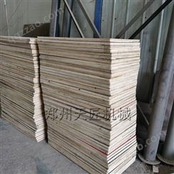 郑州天匠水泥砖托板 免烧砖机托板 定制各种尺寸砖机木托板