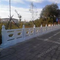 南京天之痕厂家生产混凝土仿木栏杆景区仿木护栏园林仿木栏杆价格低