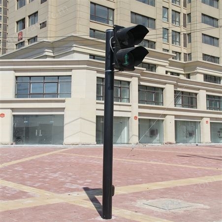 人行道信号灯生产商新世纪太阳能移动红绿灯现货供应