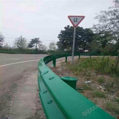 高速公路栏杆生产厂家 国标公路护栏材料厂 公路防护栏报价