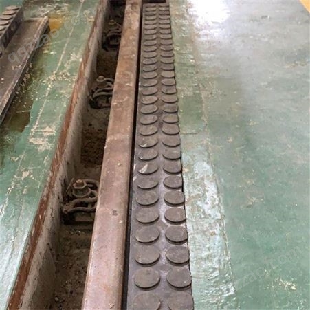 现货速发铁路用轮缘槽橡胶嵌条 结构紧凑铁路用轮缘槽橡胶嵌条 使用方便铁路用轮缘槽橡胶嵌条