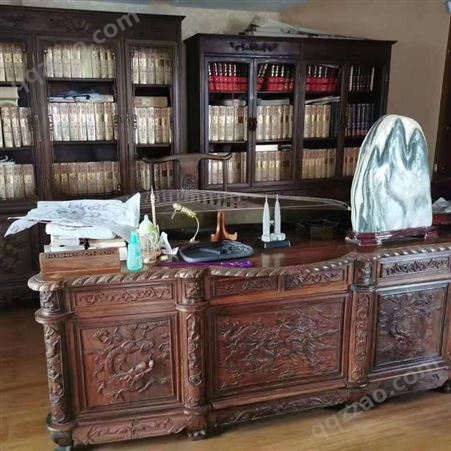 上海二手红木家具回收，红木书桌收购-免费评估