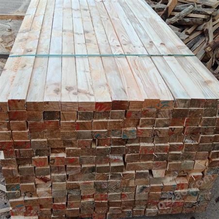 实木木板 建筑方木 细纹无节 耐磨耐晒古建筑木方 5米规格城建工程木方用料